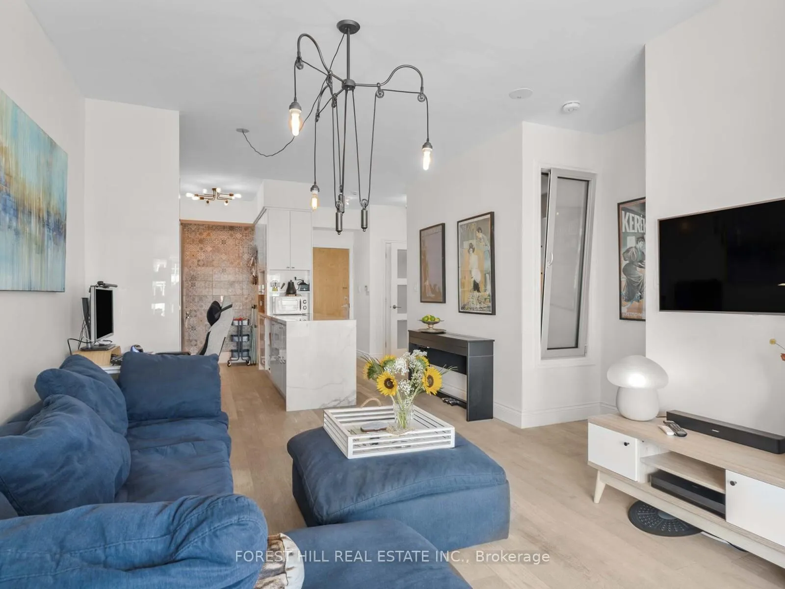 Photo 8 of Unit 606, 600 Queens Quay W, Toronto, Waterfront Communities — HOMEH
