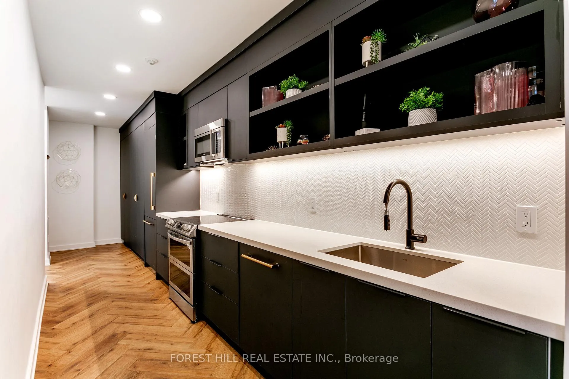 Photo 38 of Unit 606, 600 Queens Quay W, Toronto, Waterfront Communities — HOMEH