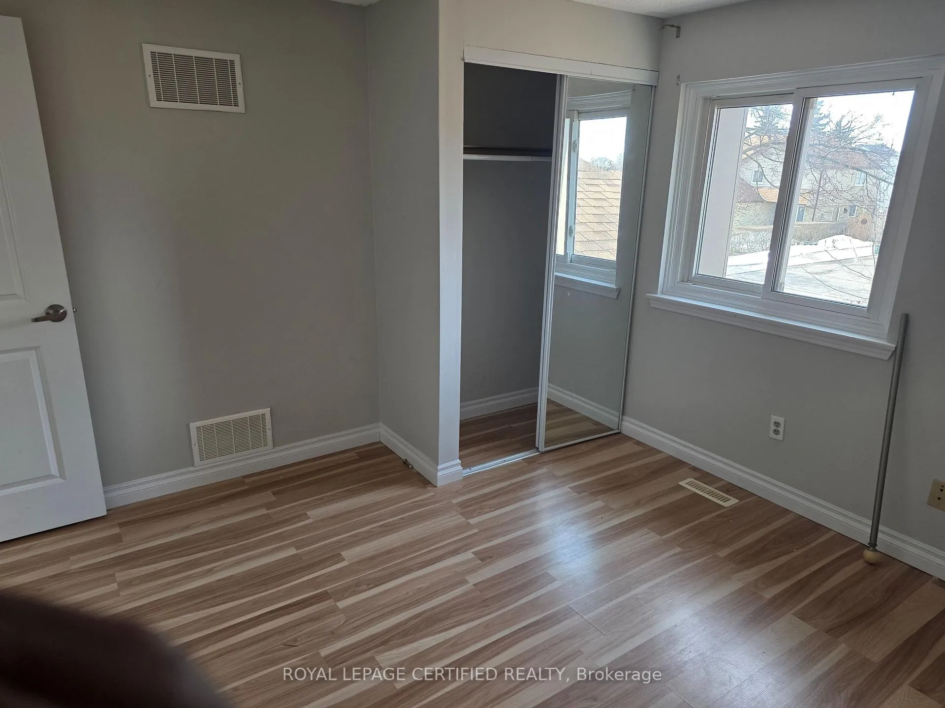 Photo 13 of 72 Fanshawe Drive, Brampton, Heart Lake West — HOMEH