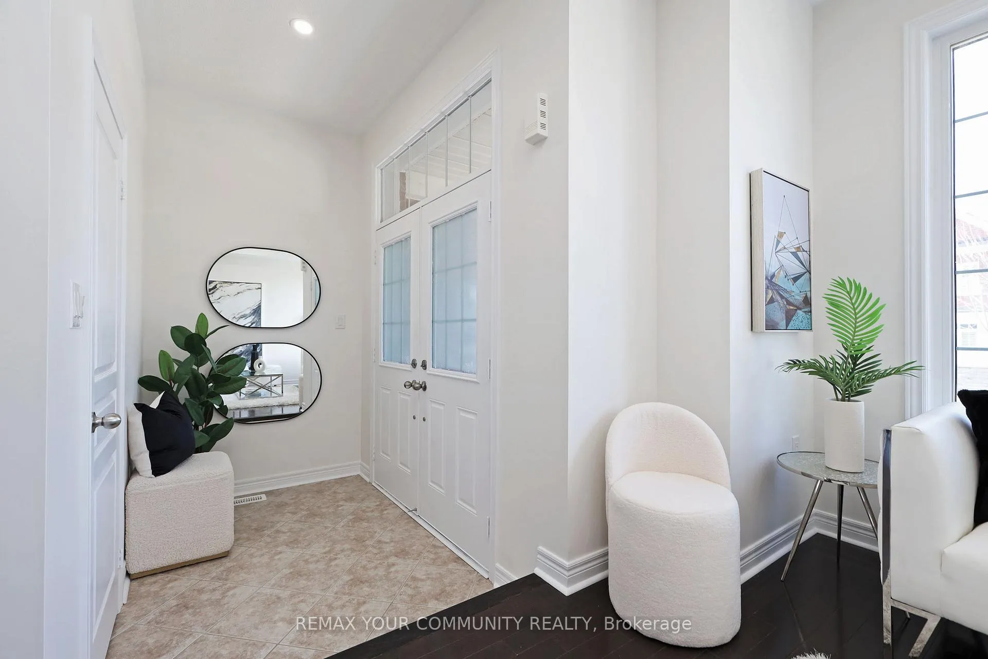 Photo 4 of 155 Harbord Street, Markham, Berczy — HOMEH