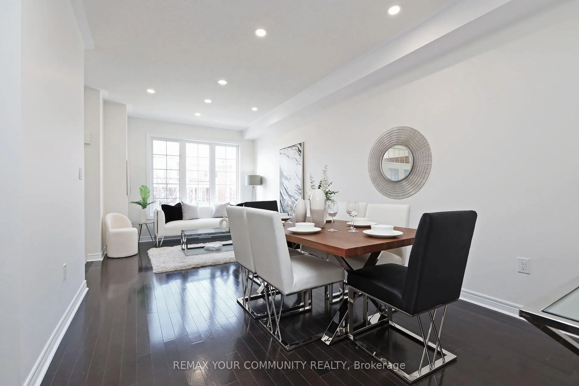 Photo 10 of 155 Harbord Street, Markham, Berczy — HOMEH