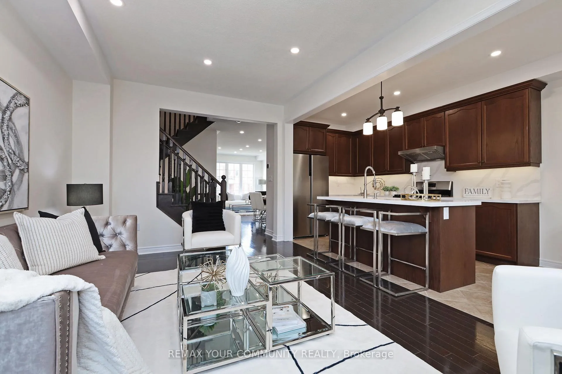 Photo 13 of 155 Harbord Street, Markham, Berczy — HOMEH