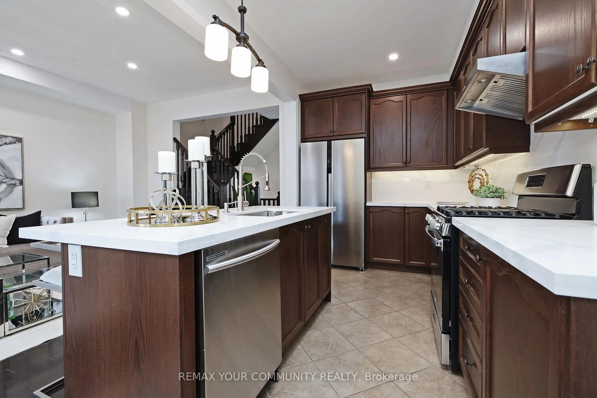 Photo 17 of 155 Harbord Street, Markham, Berczy — HOMEH