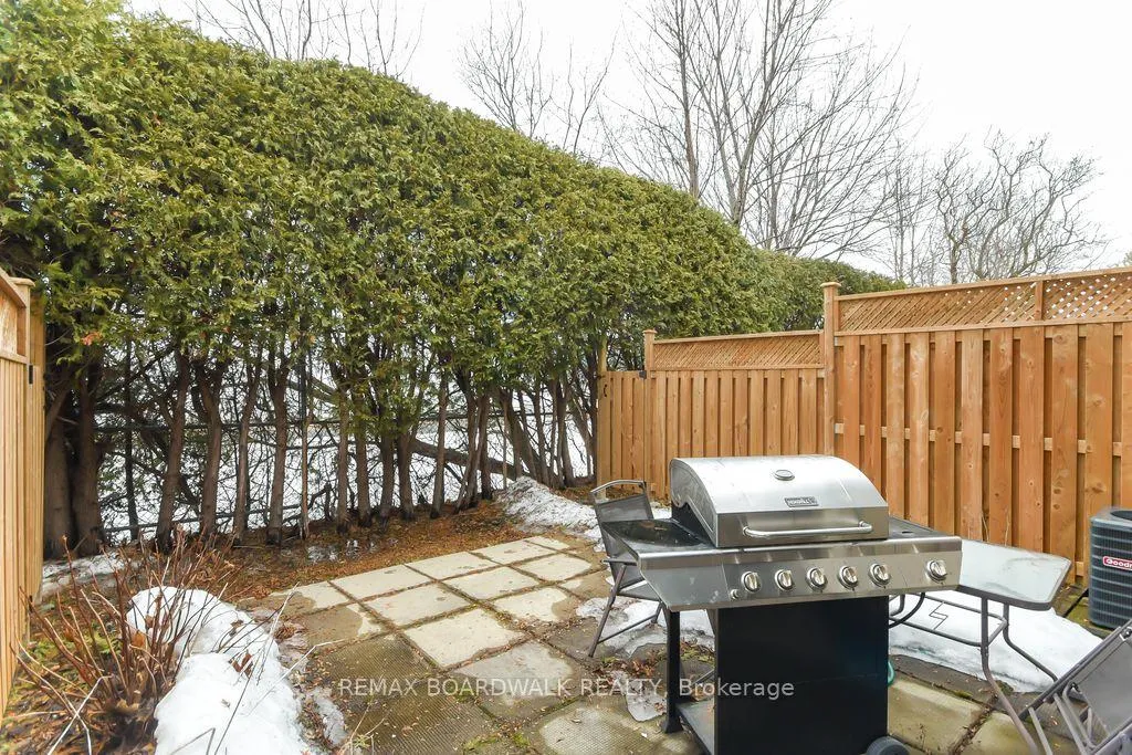 Photo 2 of 1619 Du Sommet Place N, Ottawa, Chateauneuf — HOMEH