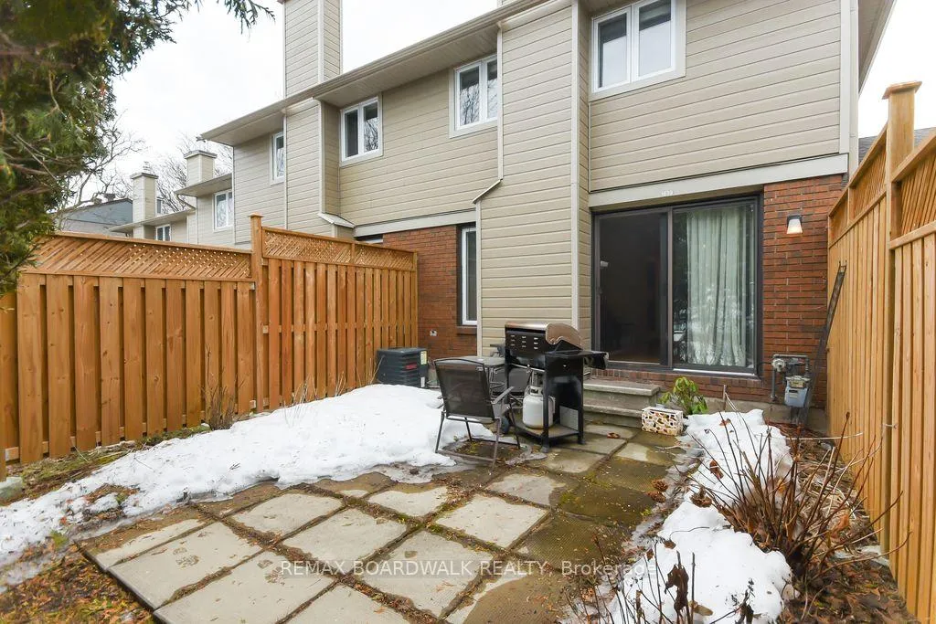 Photo 3 of 1619 Du Sommet Place N, Ottawa, Chateauneuf — HOMEH