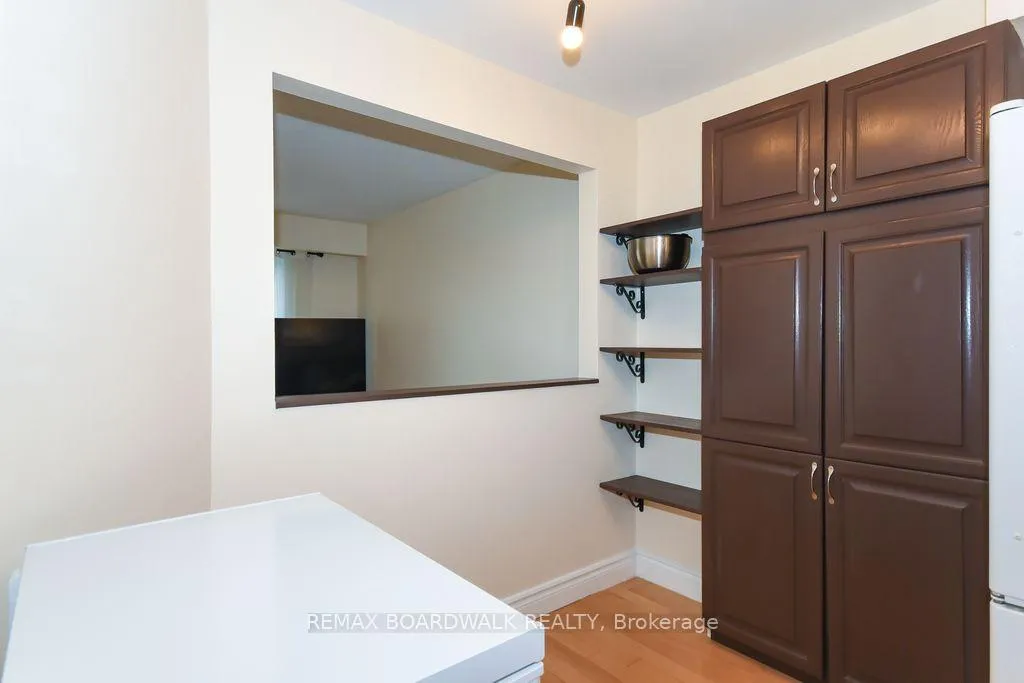 Photo 10 of 1619 Du Sommet Place N, Ottawa, Chateauneuf — HOMEH
