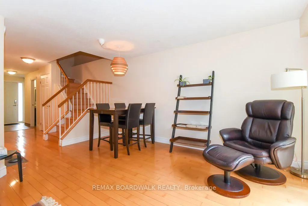 Photo 19 of 1619 Du Sommet Place N, Ottawa, Chateauneuf — HOMEH