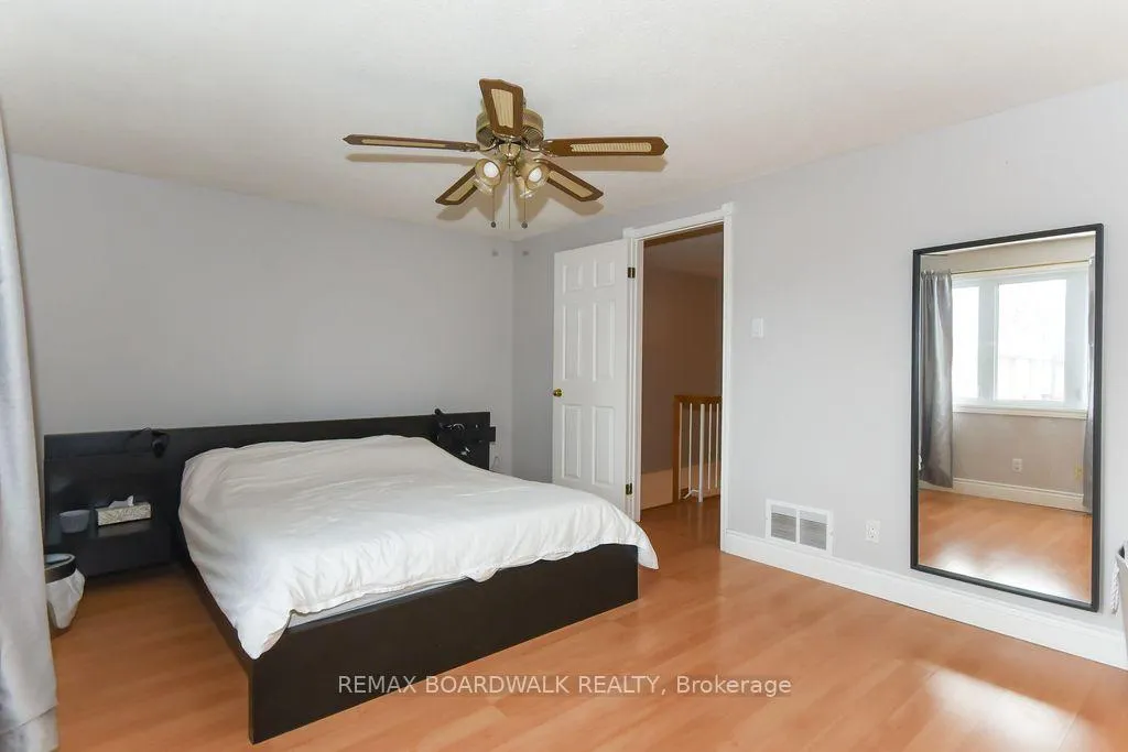 Photo 24 of 1619 Du Sommet Place N, Ottawa, Chateauneuf — HOMEH
