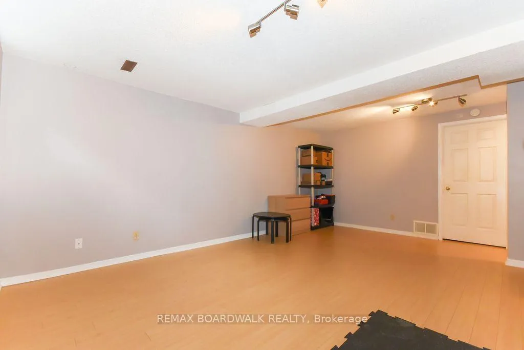Photo 35 of 1619 Du Sommet Place N, Ottawa, Chateauneuf — HOMEH