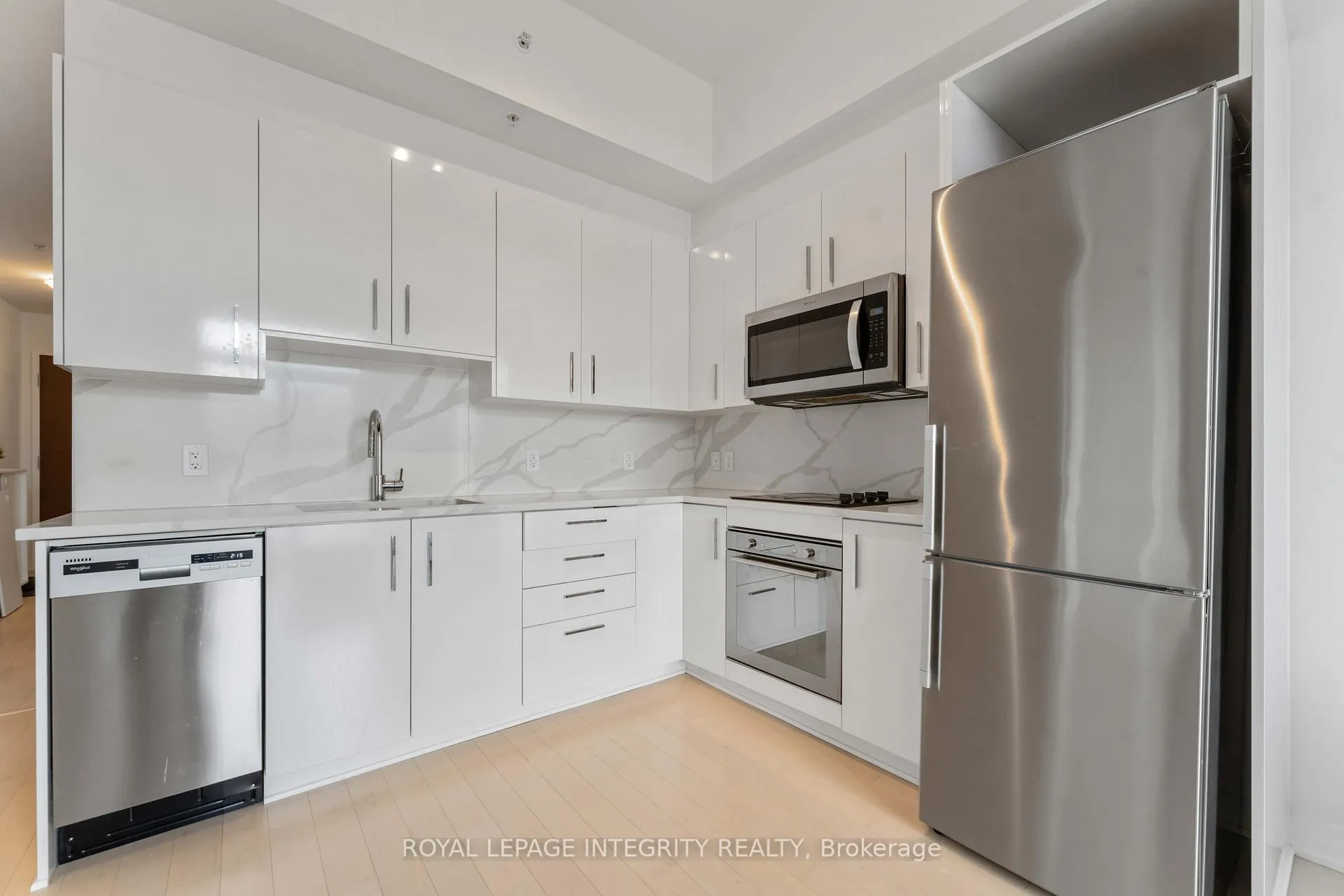 Photo 7 of Unit 1008, 805 Carling Avenue, Ottawa, West Centre Town — HOMEH