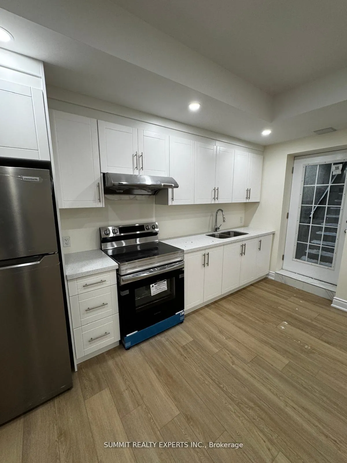 Photo 2 of Unit Basement, 27 James Walker Avenue, Caledon, Caledon East — HOMEH
