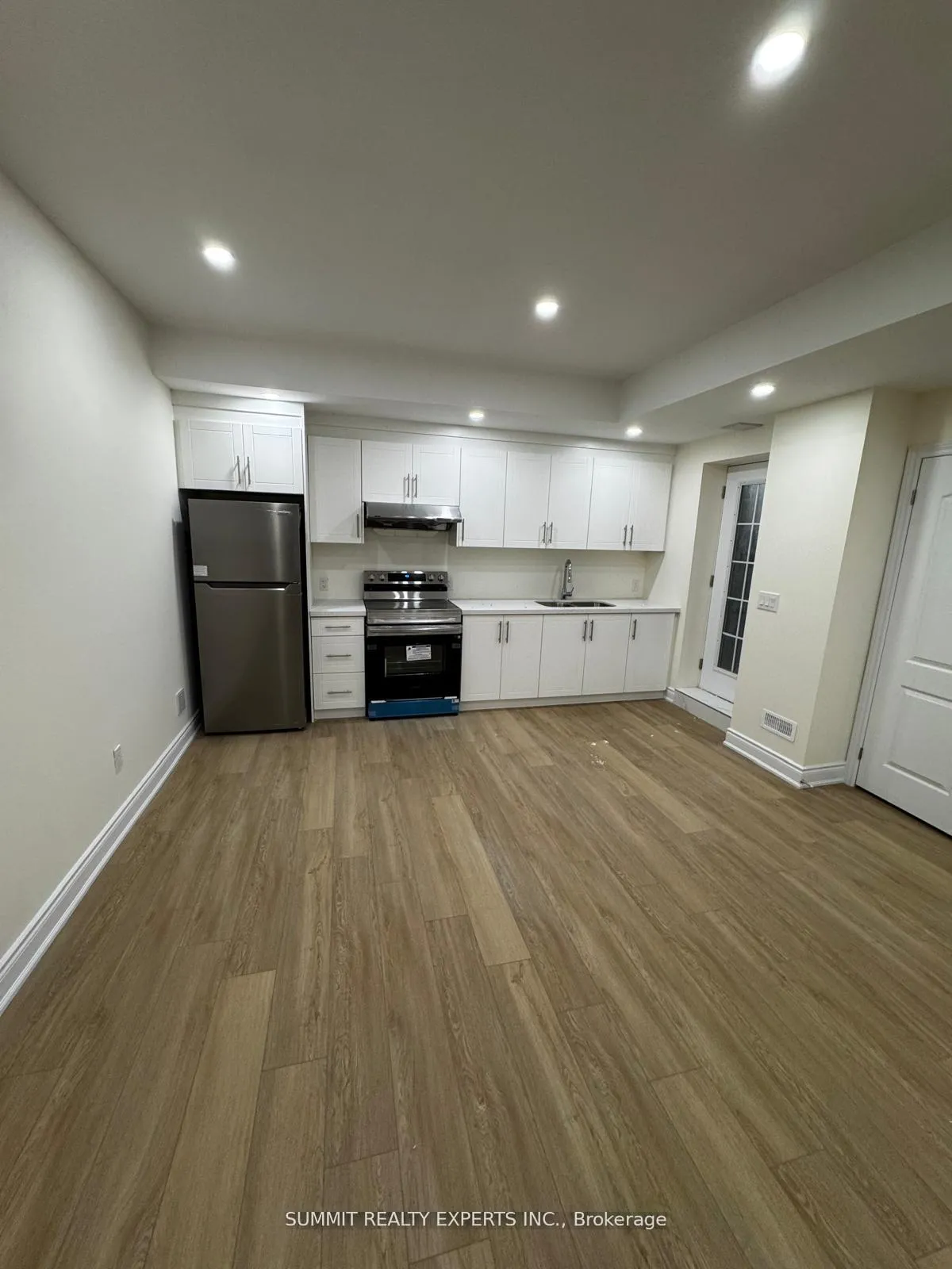 Photo 6 of Unit Basement, 27 James Walker Avenue, Caledon, Caledon East — HOMEH