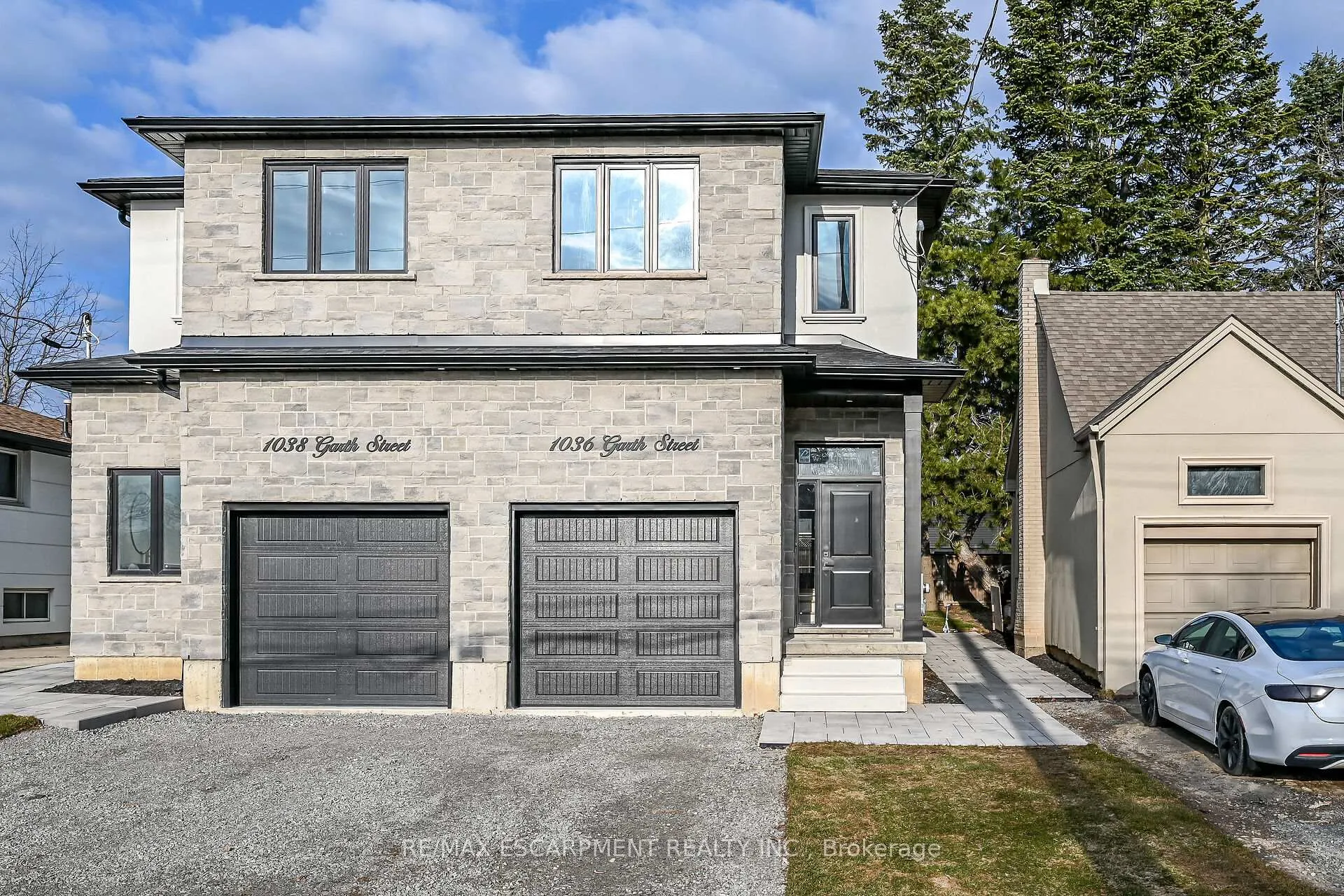 Photo 1 of 1036 Garth Street, Hamilton, Gilbert — HOMEH
