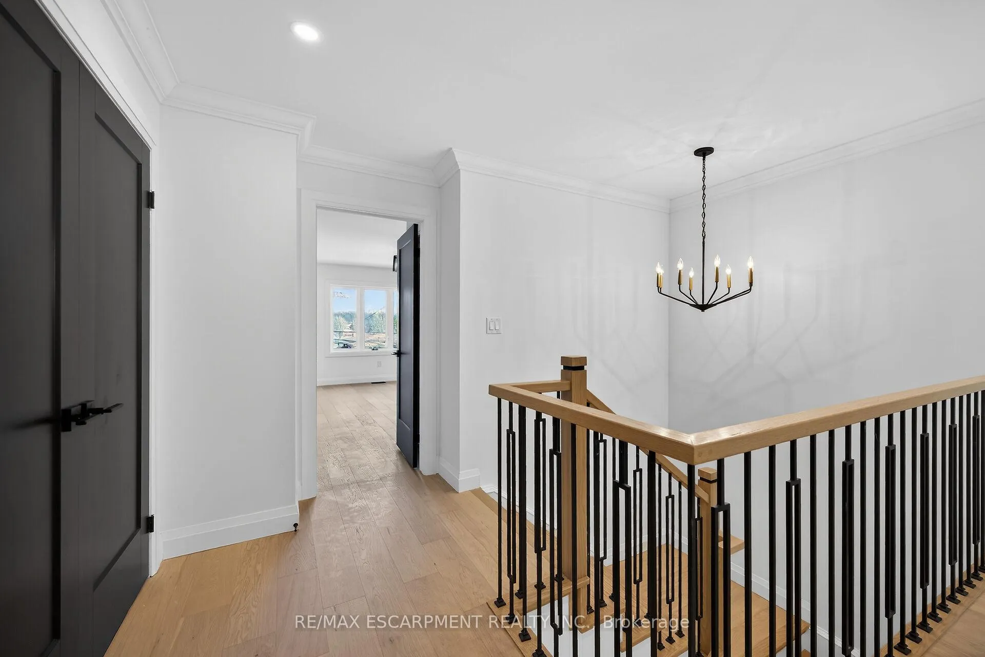 Photo 40 of 1036 Garth Street, Hamilton, Gilbert — HOMEH