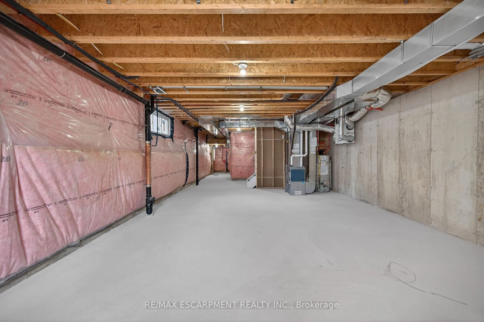 Photo 44 of 1036 Garth Street, Hamilton, Gilbert — HOMEH
