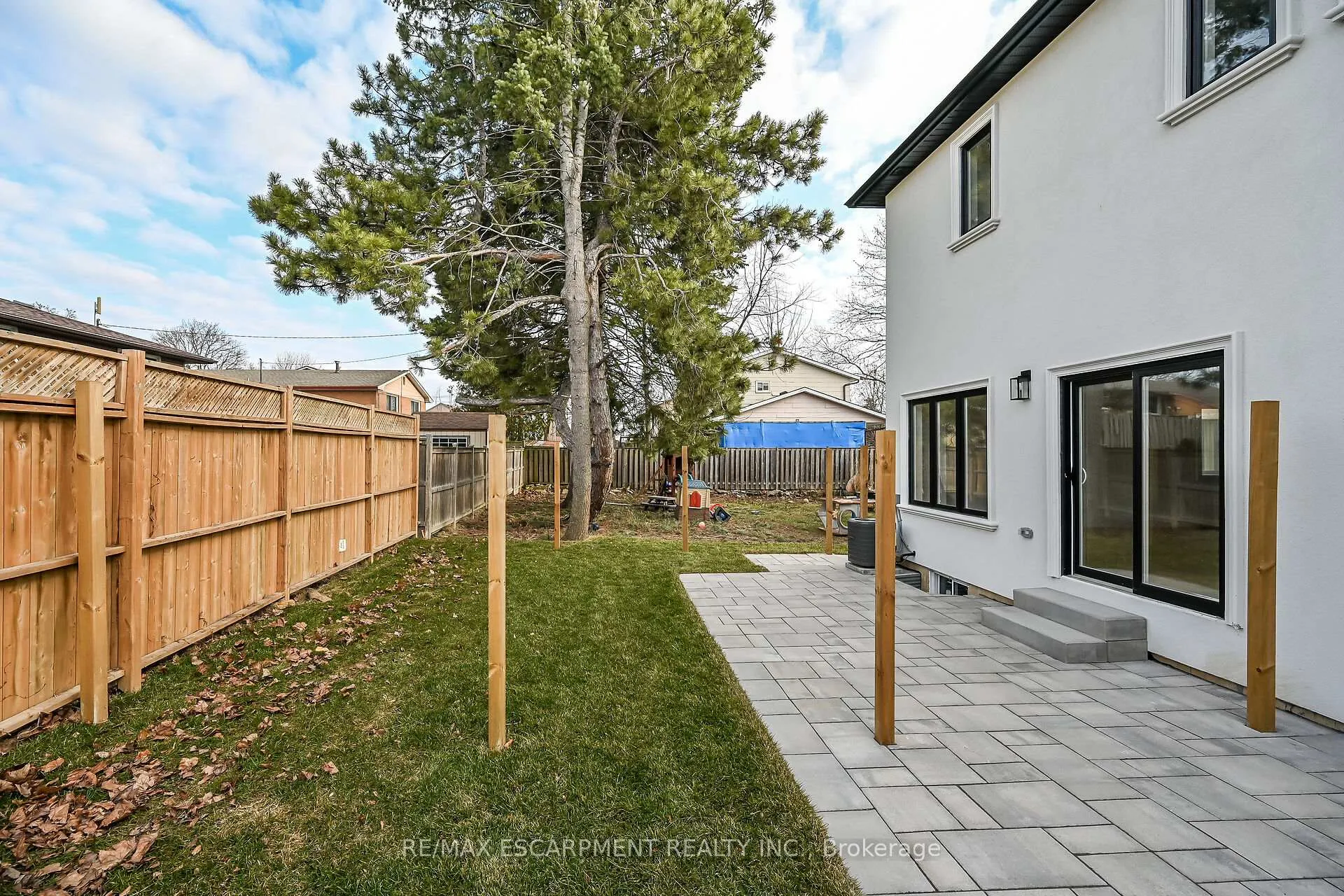 Photo 48 of 1036 Garth Street, Hamilton, Gilbert — HOMEH
