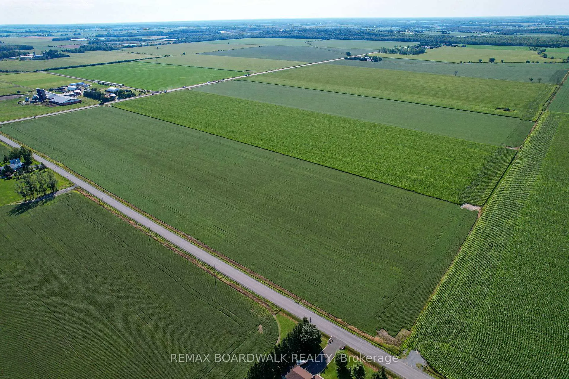 Photo 2 of 1352 Wall Road, Ottawa, Notting Hill/Summerside — HOMEH