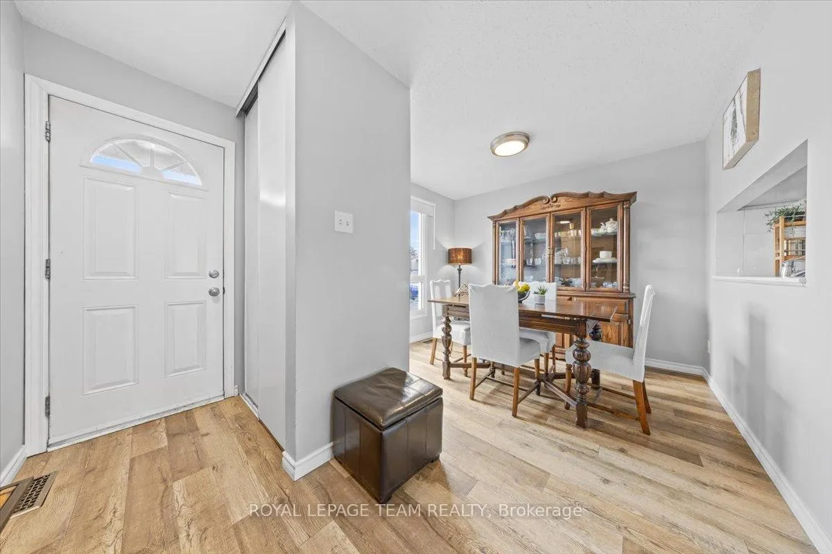 Photo 5 of Unit 14, 2570 Southvale Crescent, Ottawa, Sheffield Glen/Industrial Park — HOMEH