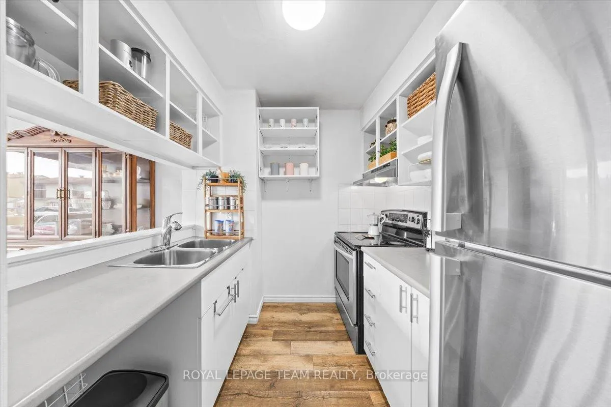 Photo 7 of Unit 14, 2570 Southvale Crescent, Ottawa, Sheffield Glen/Industrial Park — HOMEH