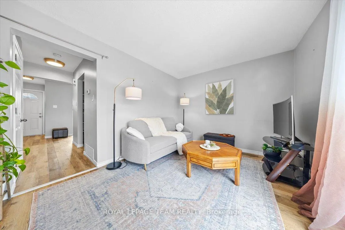 Photo 10 of Unit 14, 2570 Southvale Crescent, Ottawa, Sheffield Glen/Industrial Park — HOMEH