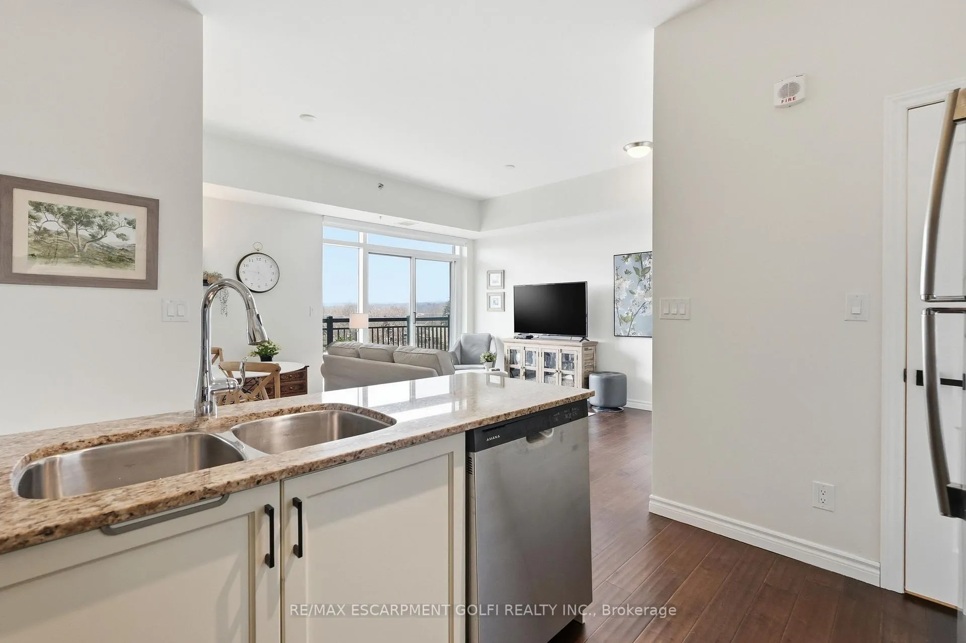 Photo 17 of Unit 501, 34 Plains Road E, Burlington, LaSalle — HOMEH