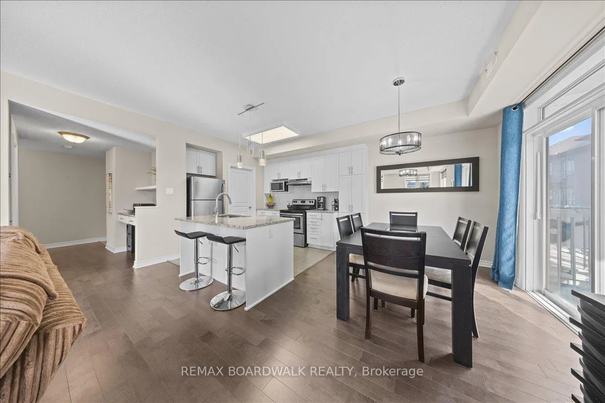 Photo 11 of Unit 28, 1015 Beryl Private, Ottawa, Riverside South/Gloucester Glen — HOMEH