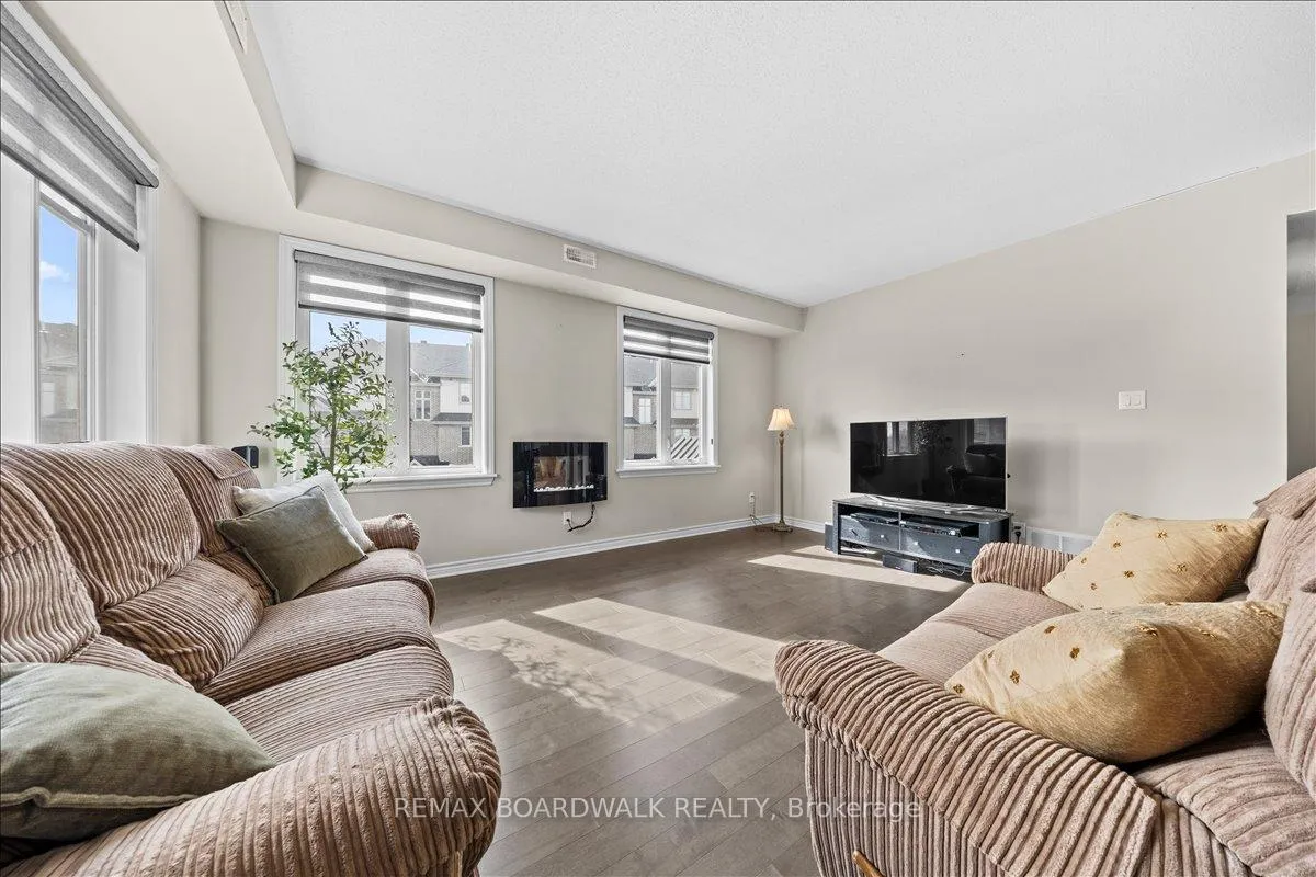 Photo 19 of Unit 28, 1015 Beryl Private, Ottawa, Riverside South/Gloucester Glen — HOMEH