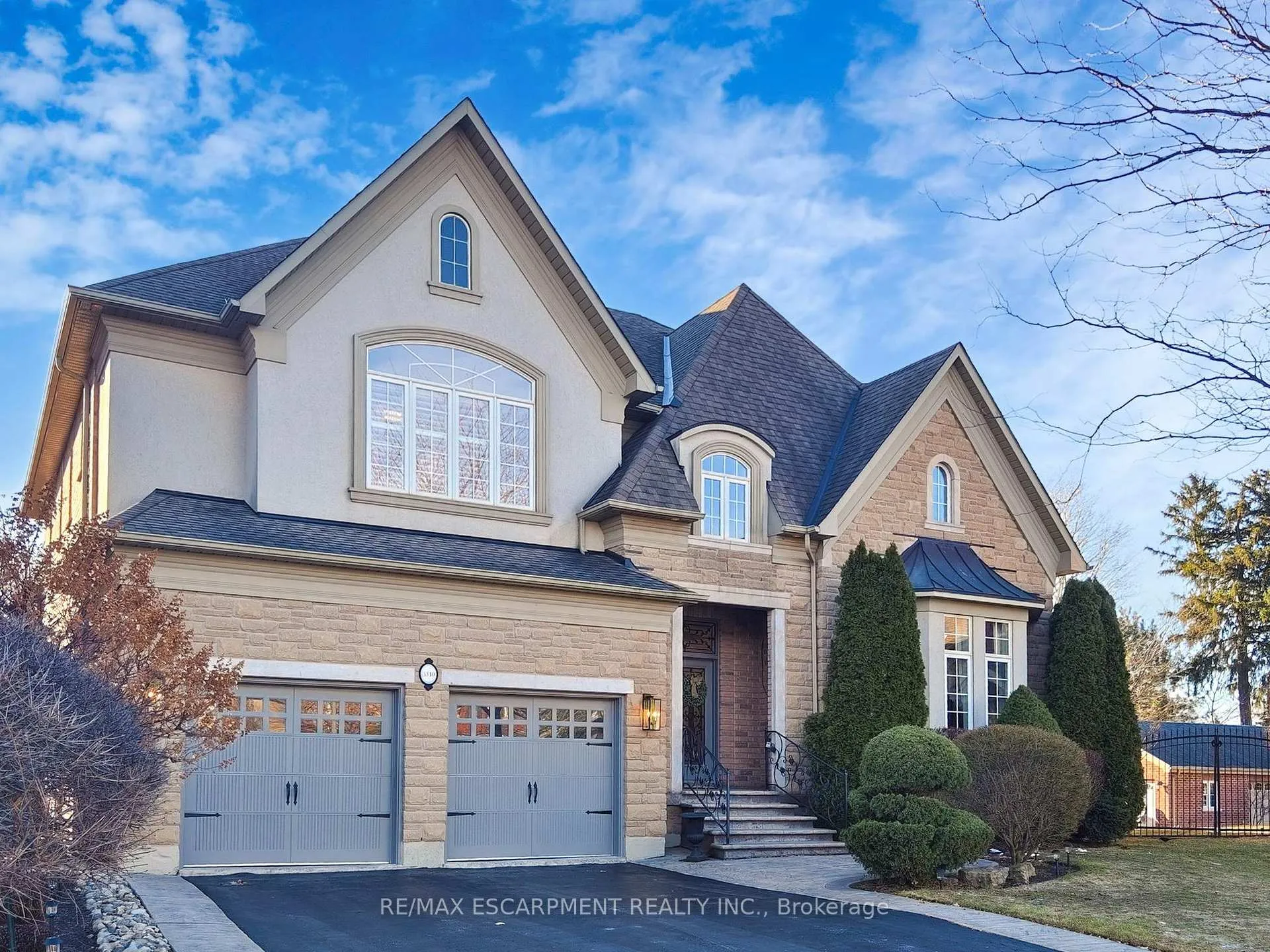 Photo 1 of 3340 Mistwell Crescent, Oakville, Bronte — HOMEH