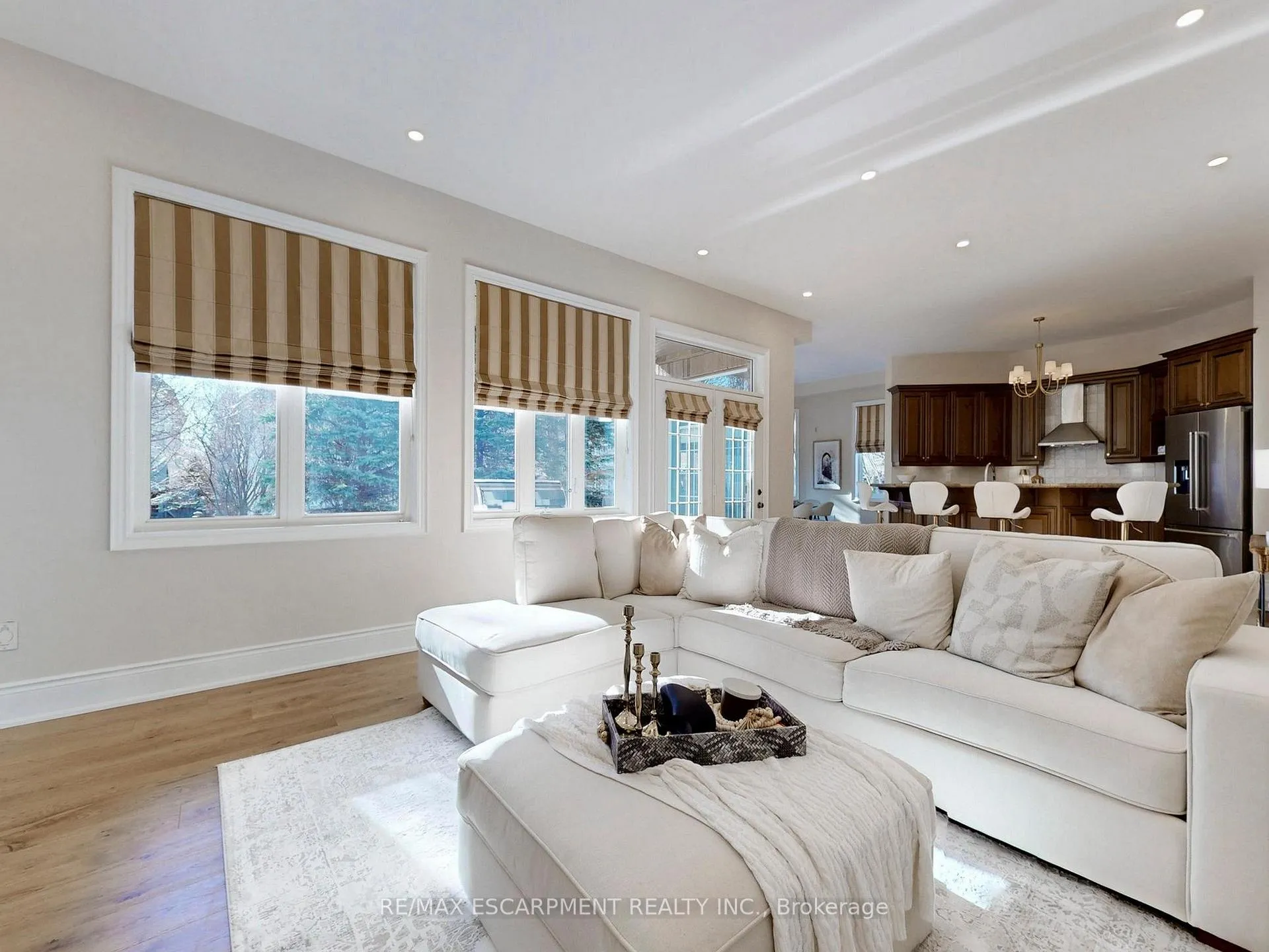 Photo 10 of 3340 Mistwell Crescent, Oakville, Bronte — HOMEH