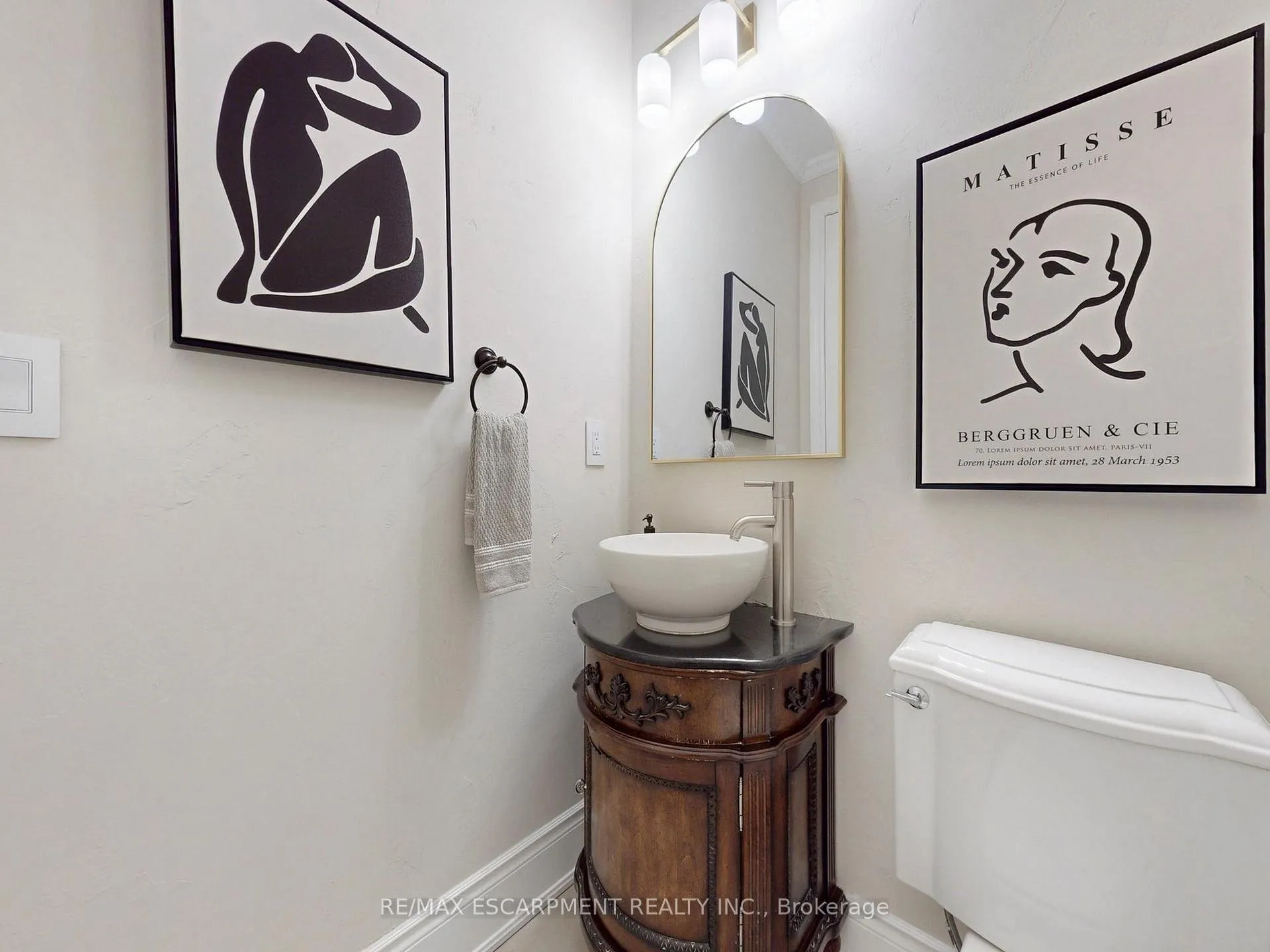 Photo 17 of 3340 Mistwell Crescent, Oakville, Bronte — HOMEH