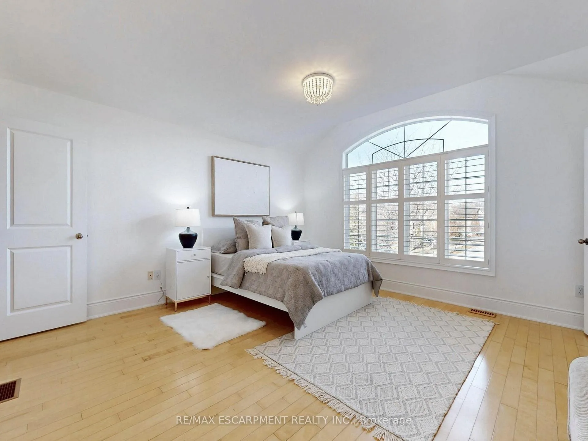 Photo 24 of 3340 Mistwell Crescent, Oakville, Bronte — HOMEH