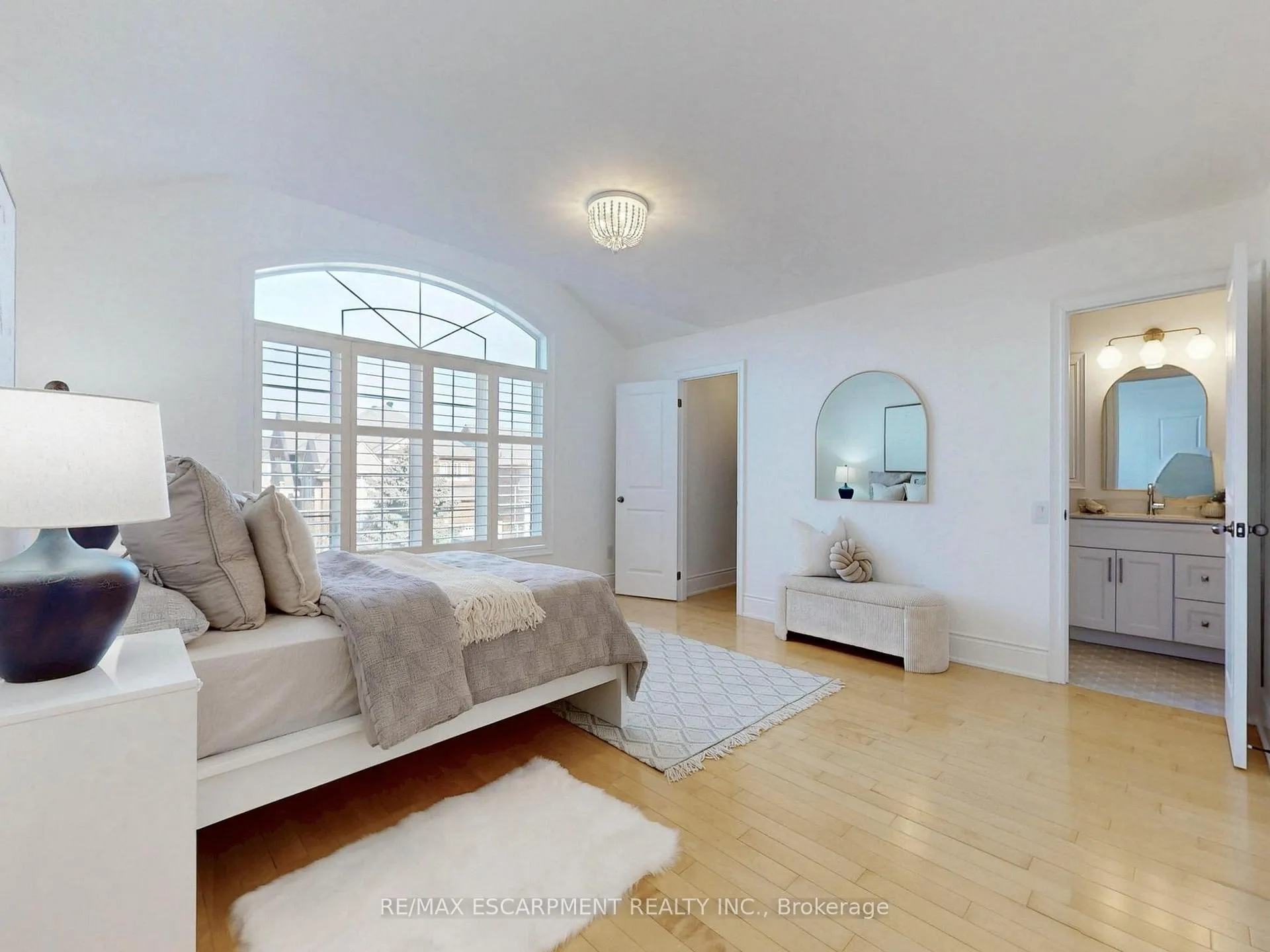 Photo 25 of 3340 Mistwell Crescent, Oakville, Bronte — HOMEH