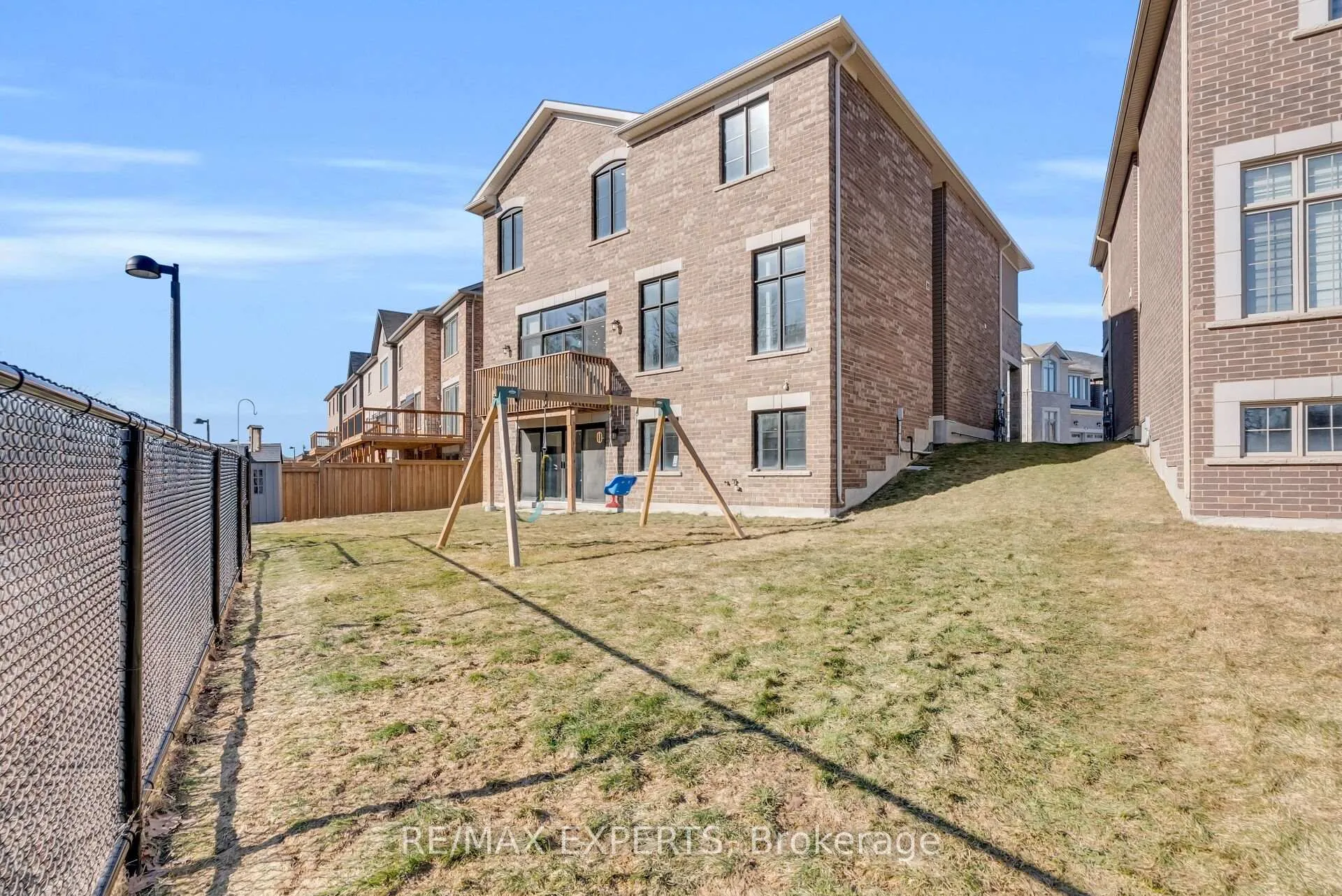 Photo 49 of 849 Magnolia Terrace, Milton, Cobban — HOMEH