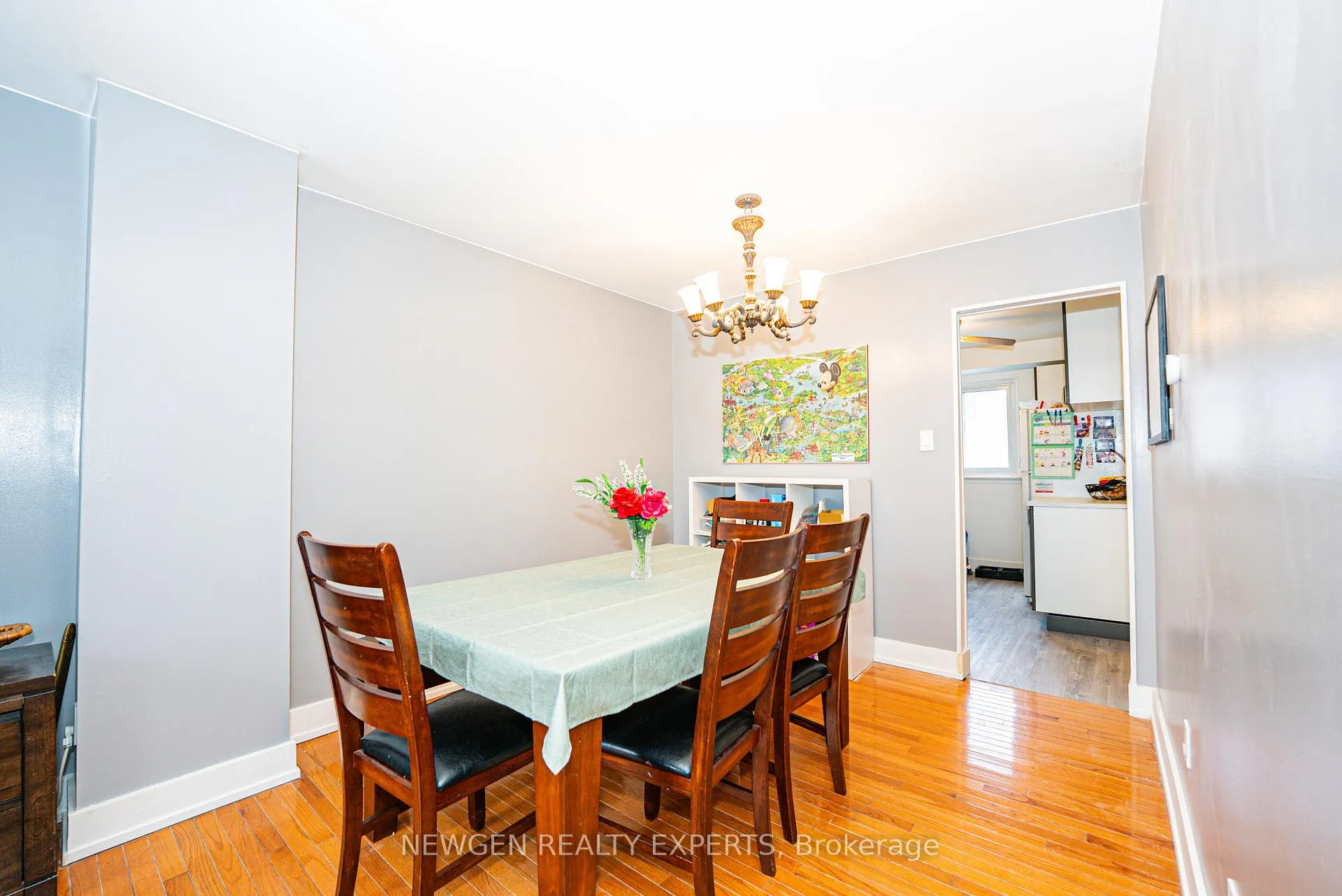 Photo 8 of 87 Moregate Crescent, Brampton, Central Park — HOMEH