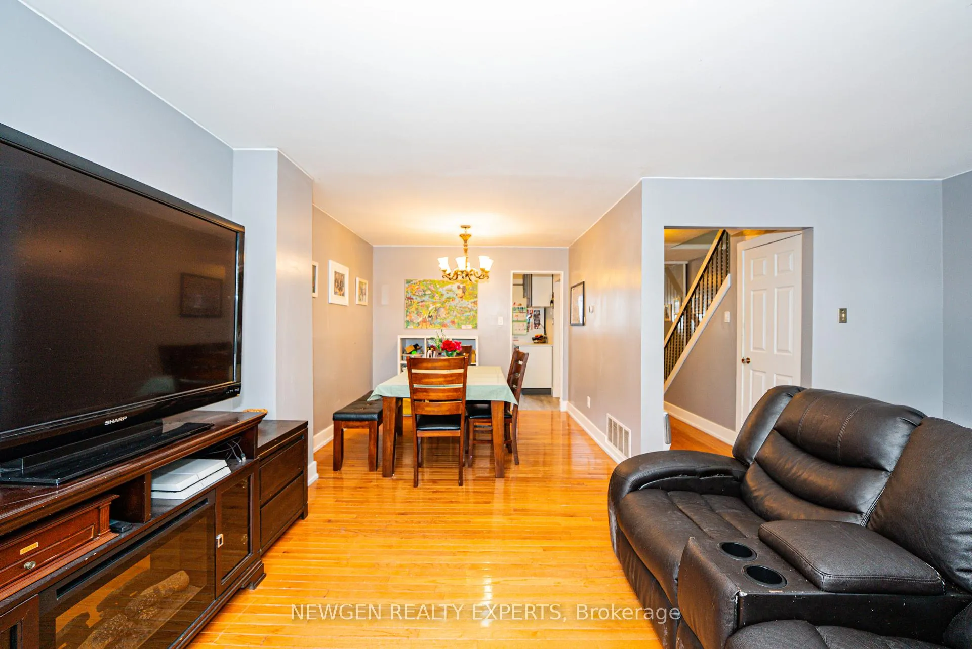 Photo 10 of 87 Moregate Crescent, Brampton, Central Park — HOMEH