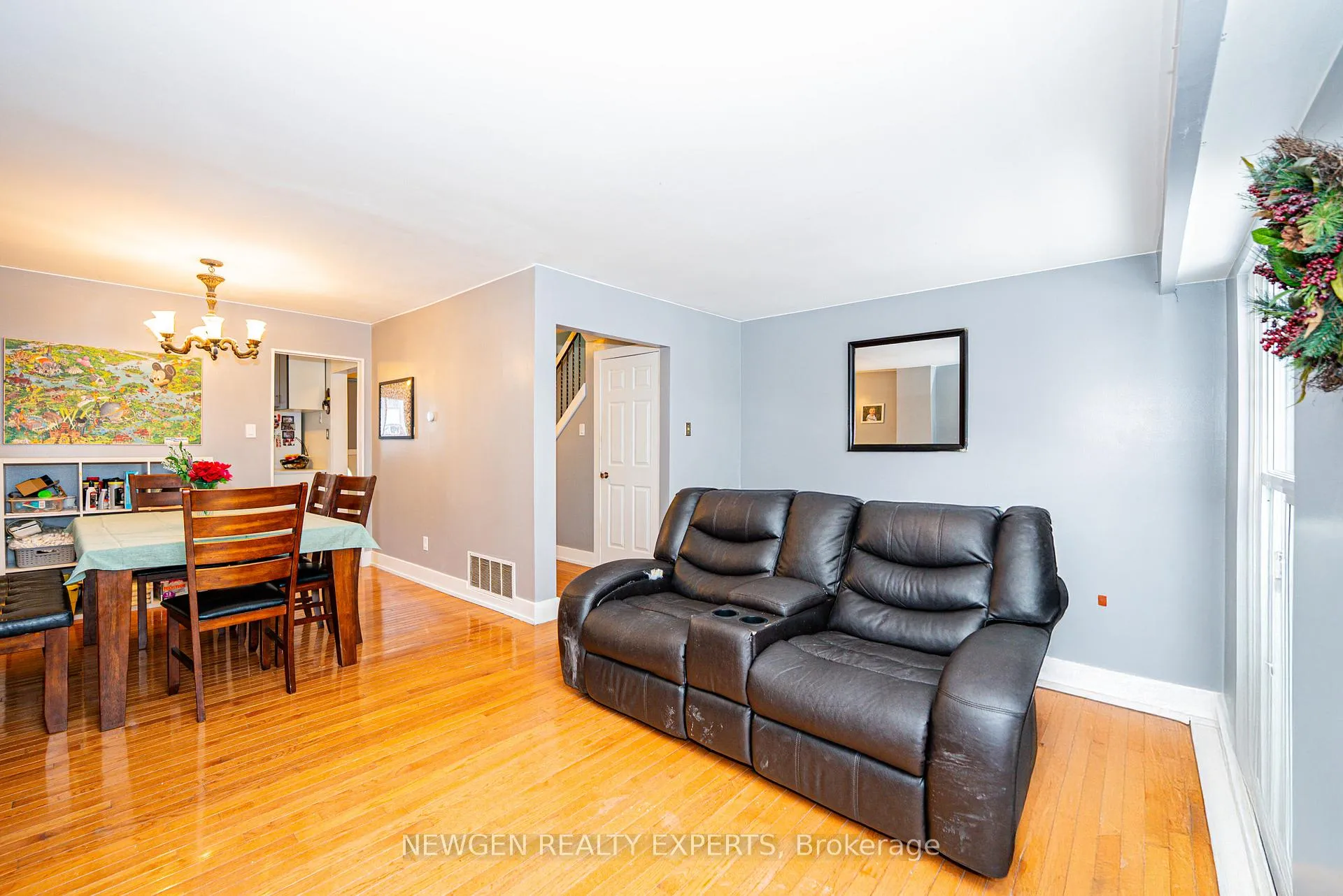 Photo 11 of 87 Moregate Crescent, Brampton, Central Park — HOMEH