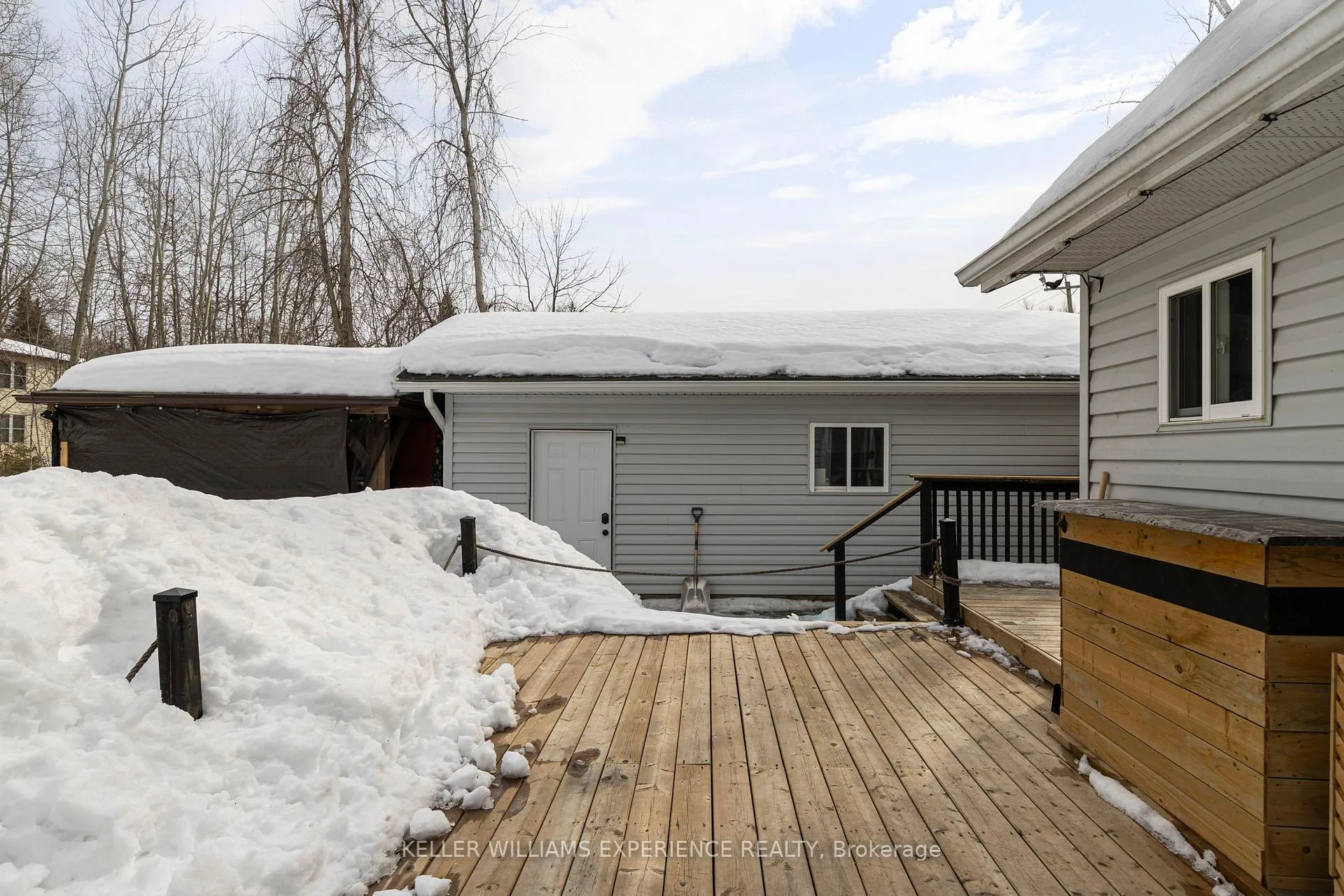 Photo 15 of 109 Ellen Street, Tay, Victoria Harbour — HOMEH