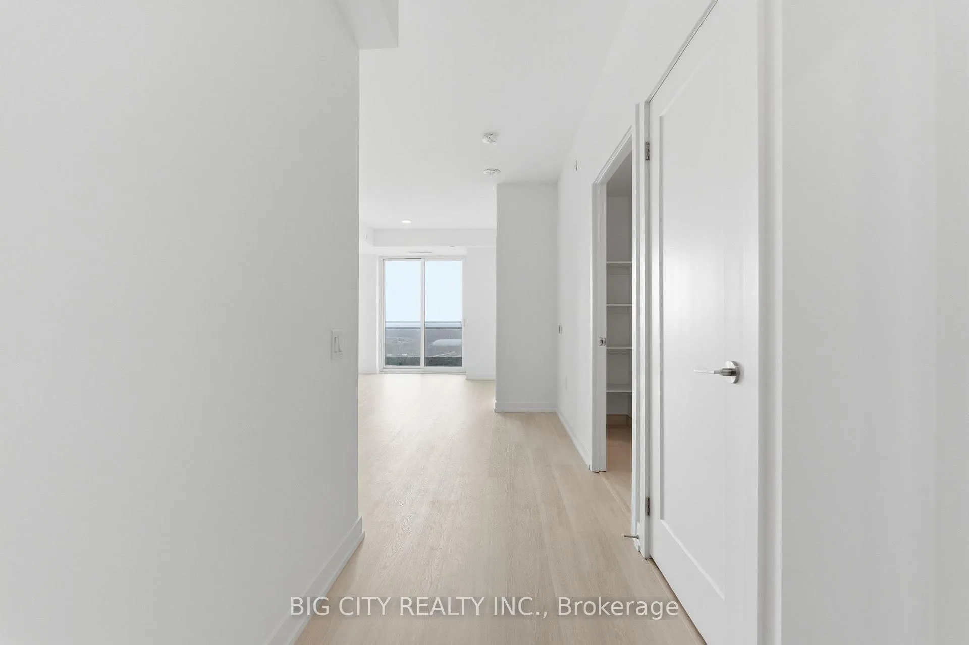 Photo 3 of Unit 1707, 9751 Markham Road, Markham, Greensborough — HOMEH