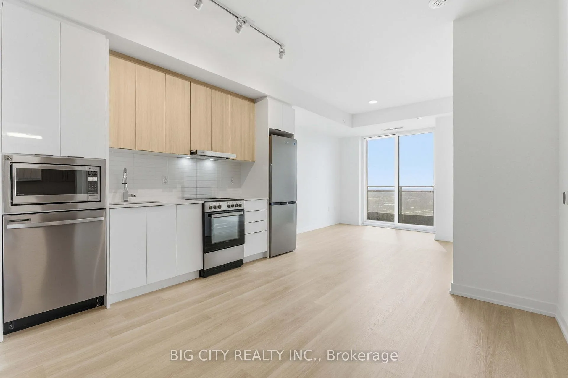 Photo 4 of Unit 1707, 9751 Markham Road, Markham, Greensborough — HOMEH