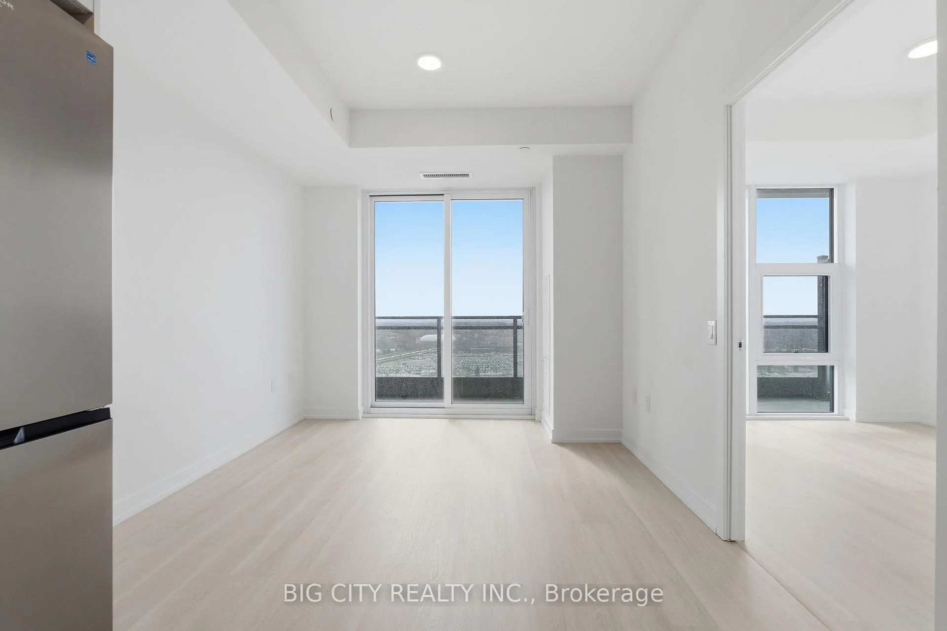 Photo 7 of Unit 1707, 9751 Markham Road, Markham, Greensborough — HOMEH