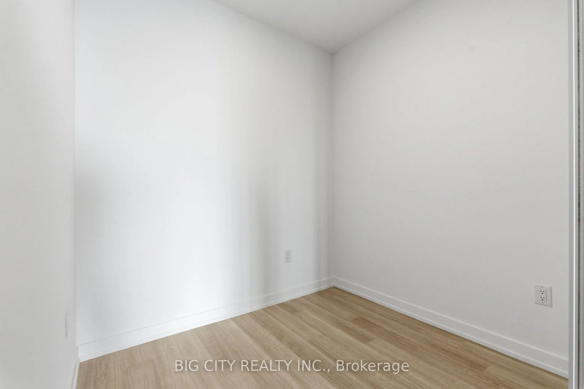 Photo 11 of Unit 1707, 9751 Markham Road, Markham, Greensborough — HOMEH