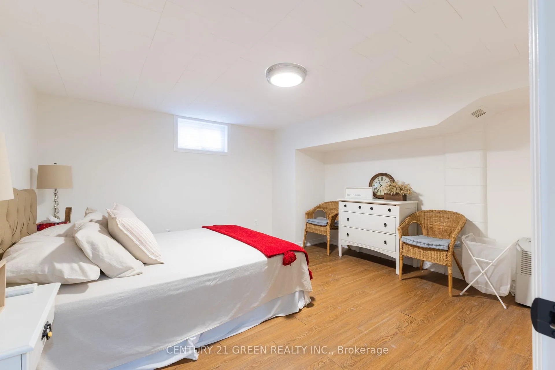 Photo 20 of 6558 Huggins Street, Niagara Falls, Stamford — HOMEH