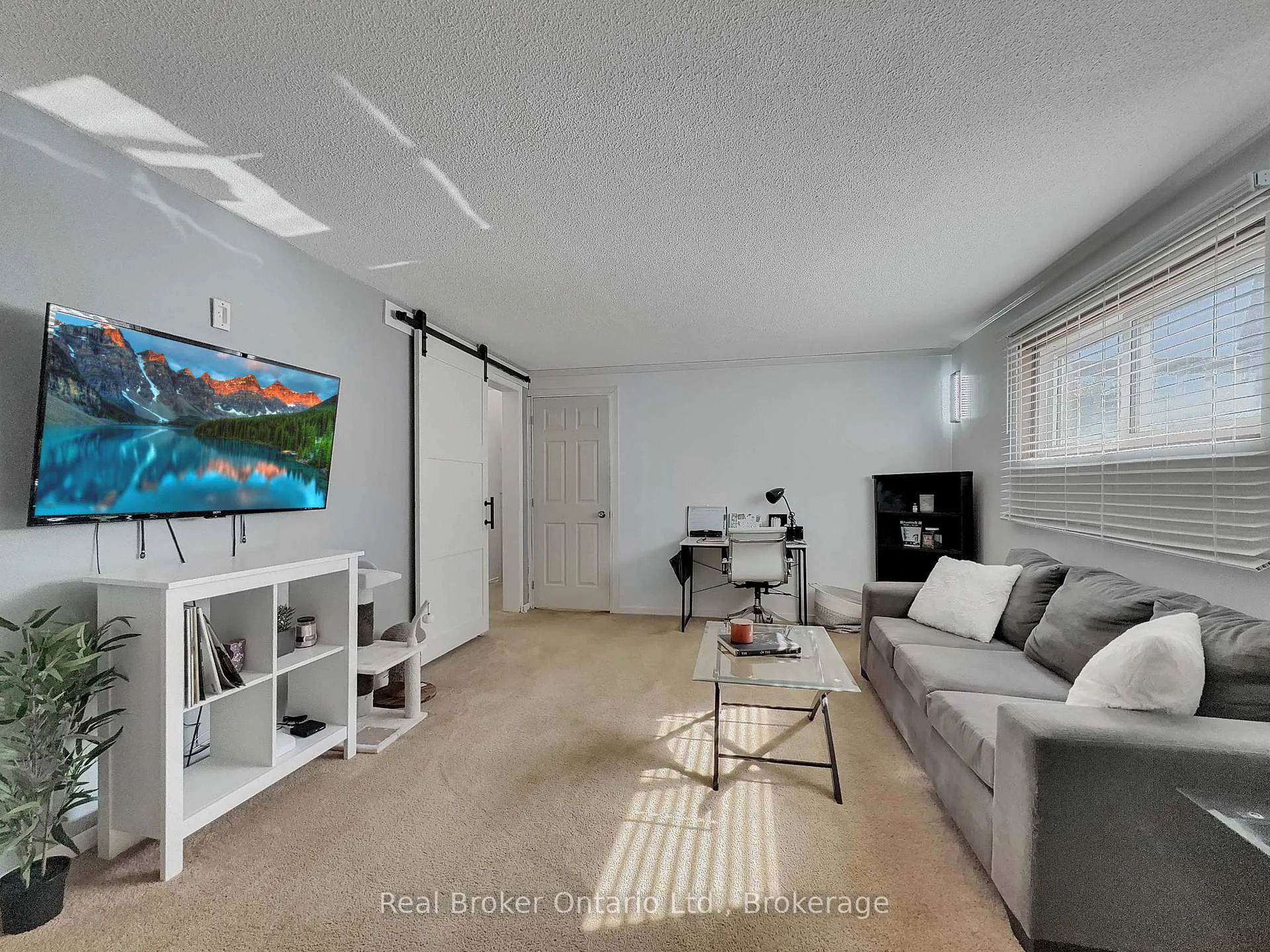 Photo 19 of 46 Davis Street W, Norfolk, Simcoe — HOMEH