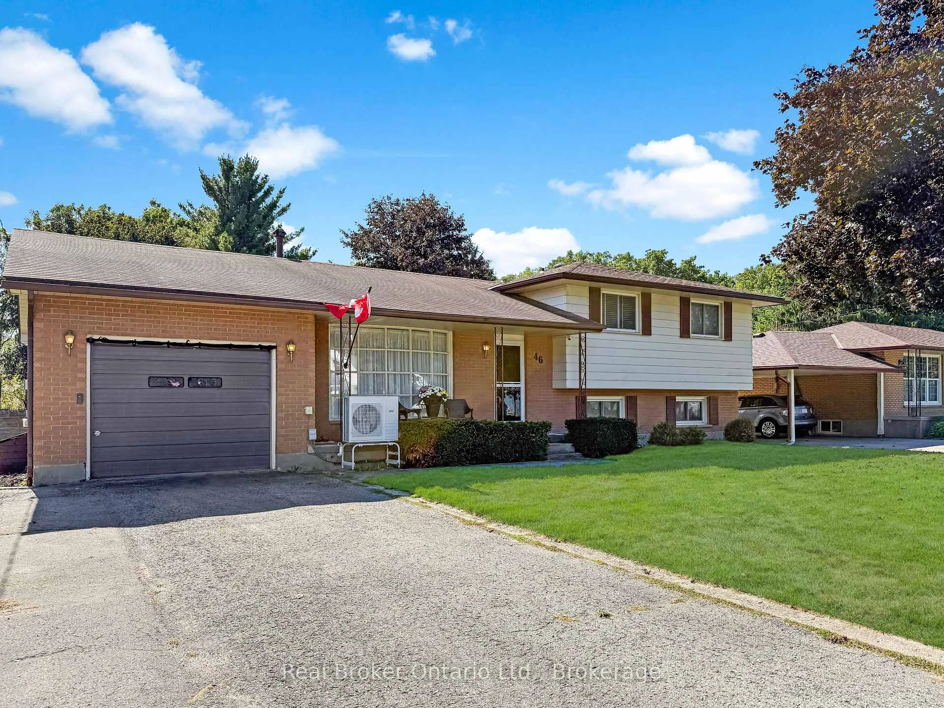 Photo 42 of 46 Davis Street W, Norfolk, Simcoe — HOMEH