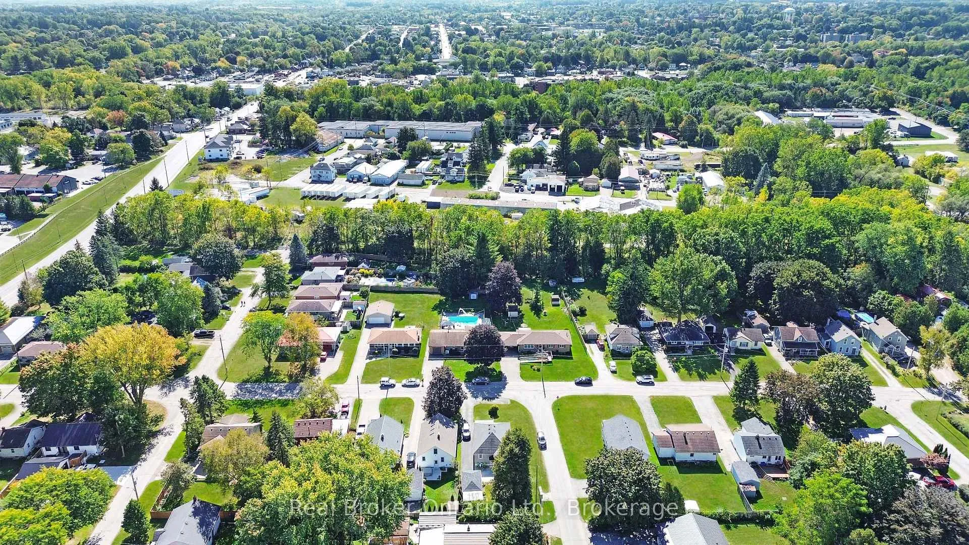 Photo 46 of 46 Davis Street W, Norfolk, Simcoe — HOMEH