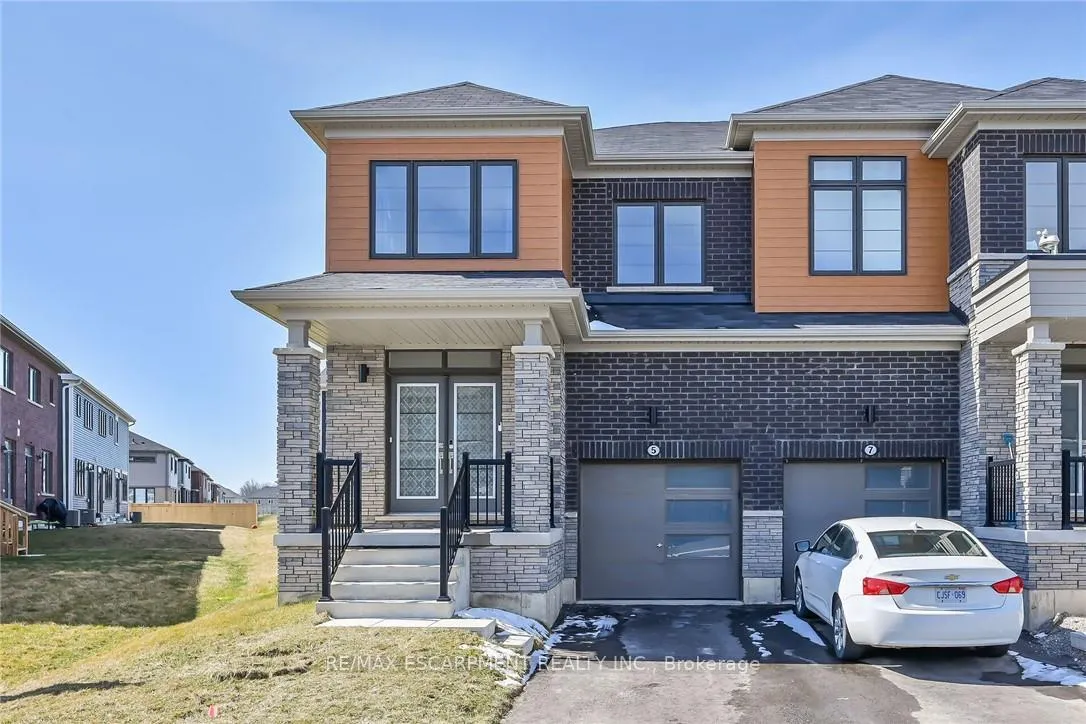 Photo 2 of 5 Owl Lane, Haldimand — HOMEH