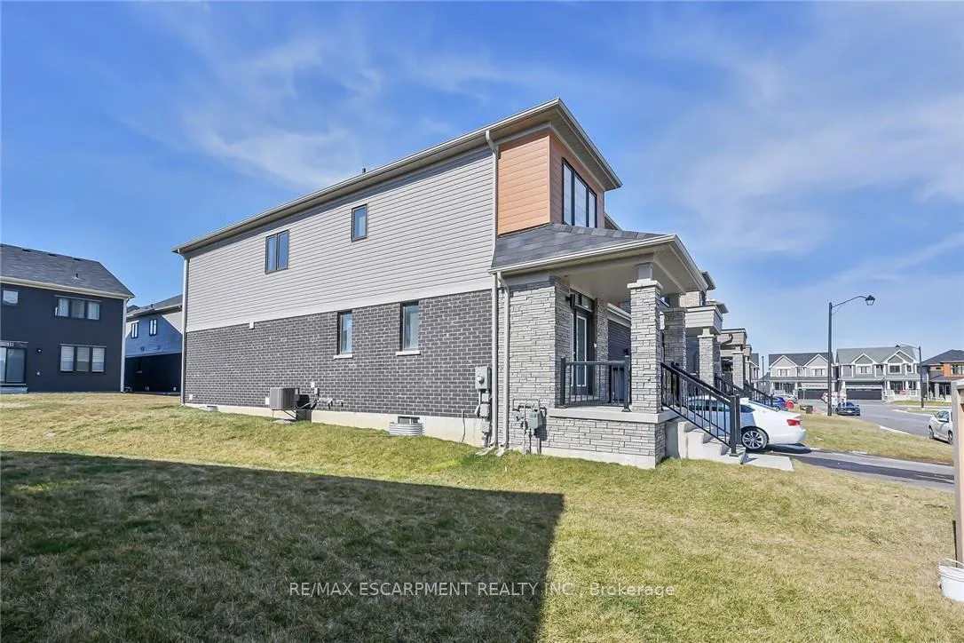 Photo 36 of 5 Owl Lane, Haldimand — HOMEH