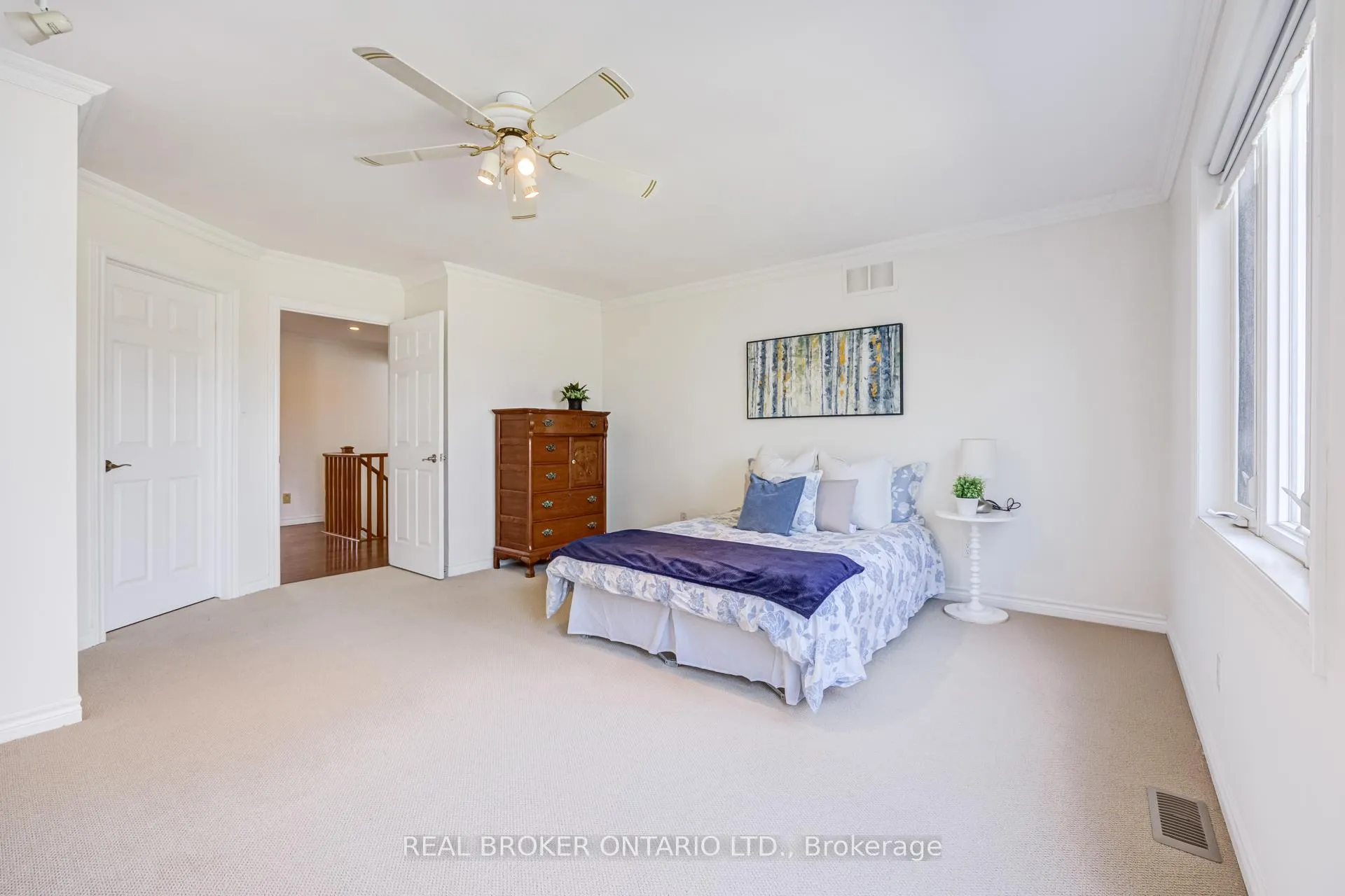 Photo 18 of 1483 Brenner Crescent, Burlington, Mountainside — HOMEH