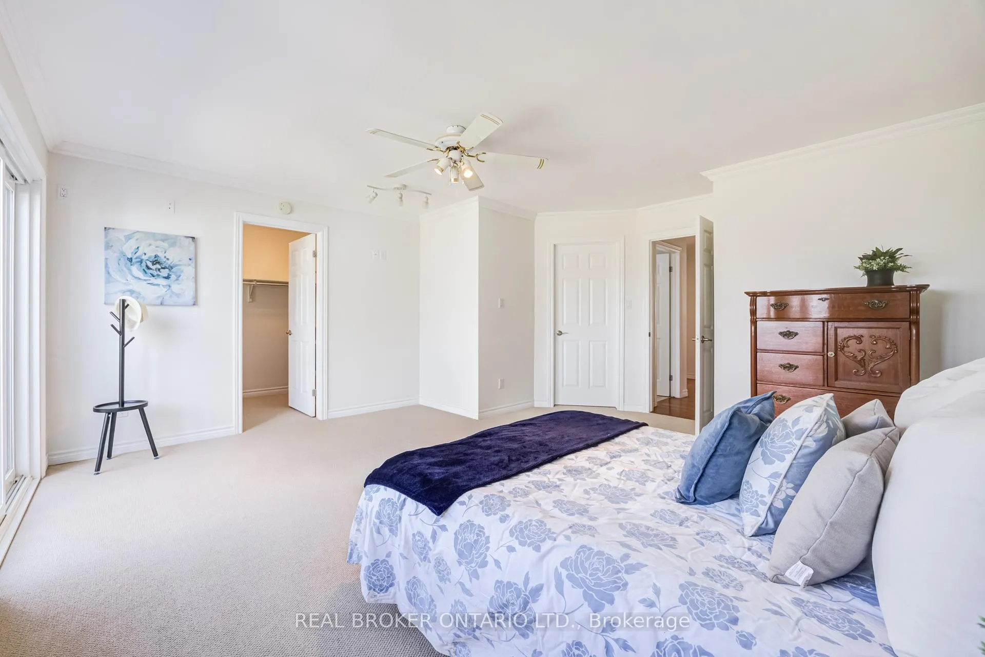 Photo 19 of 1483 Brenner Crescent, Burlington, Mountainside — HOMEH