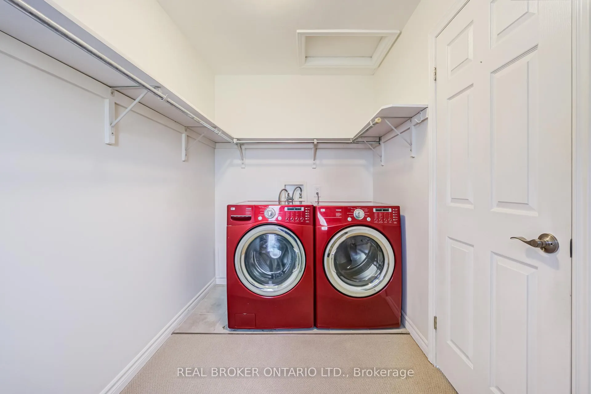 Photo 21 of 1483 Brenner Crescent, Burlington, Mountainside — HOMEH
